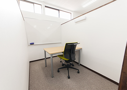教室（個別ブース）